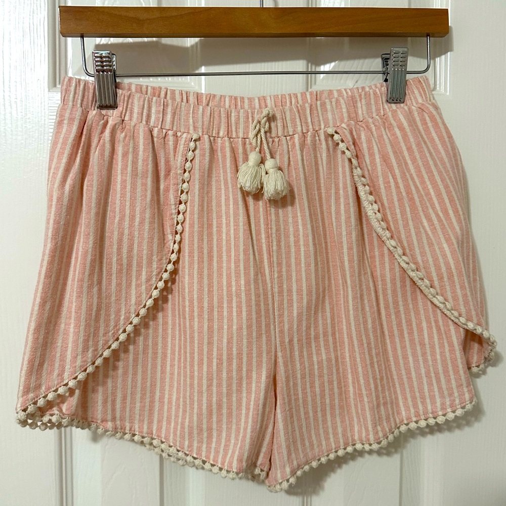 Coastal pink shorts